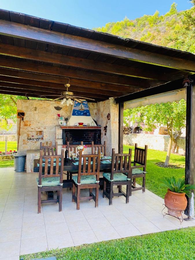 Detached Villa With Sea View Hanioti Exterior photo